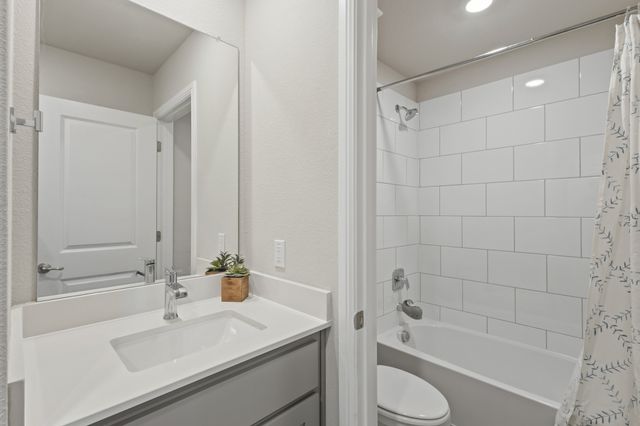1202 Cyprus Lane, Cedar Hill, TX 75104