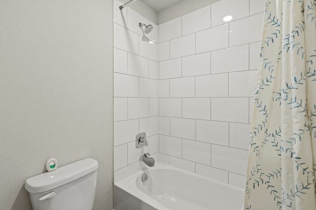 1202 Cyprus Lane, Cedar Hill, TX 75104
