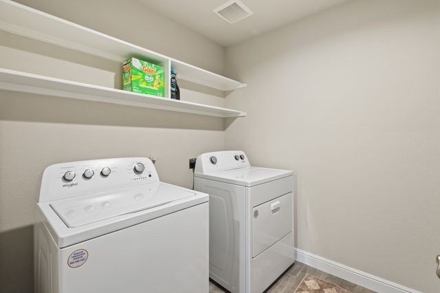 1202 Cyprus Lane, Cedar Hill, TX 75104