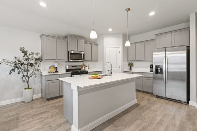 1202 Cyprus Lane, Cedar Hill, TX 75104