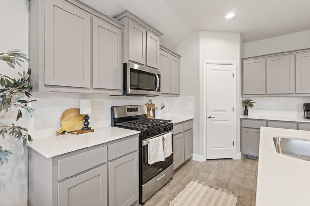 1202 Cyprus Lane, Cedar Hill, TX 75104