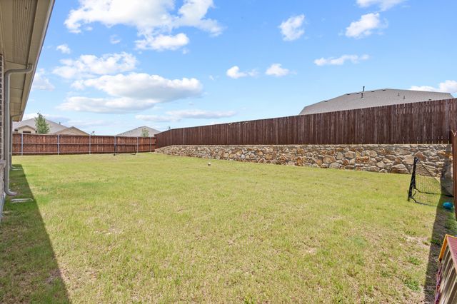 1202 Cyprus Lane, Cedar Hill, TX 75104