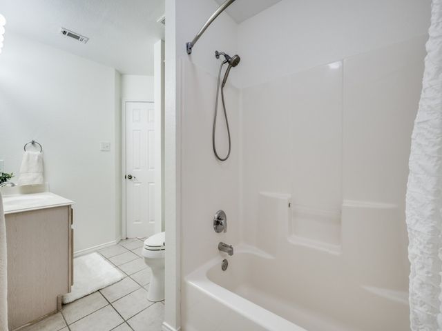 1707 Nightingale Lane, Corinth, TX 76210