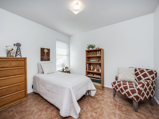 1707 Nightingale Lane, Corinth, TX 76210