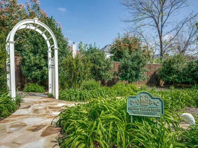 1707 Nightingale Lane, Corinth, TX 76210