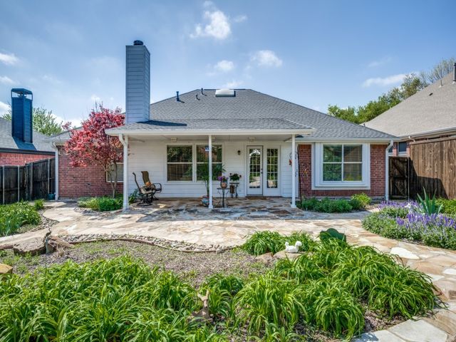 1707 Nightingale Lane, Corinth, TX 76210