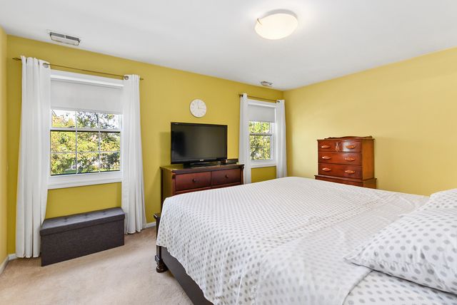 713 Elizabeth Drive 24-D, Wood Dale, IL 60191