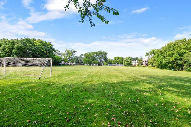 713 Elizabeth Drive 24-D, Wood Dale, IL 60191