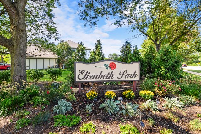 713 Elizabeth Drive 24-D, Wood Dale, IL 60191