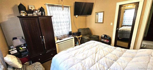 80 Dobson Avenue, Merrick, NY 11566