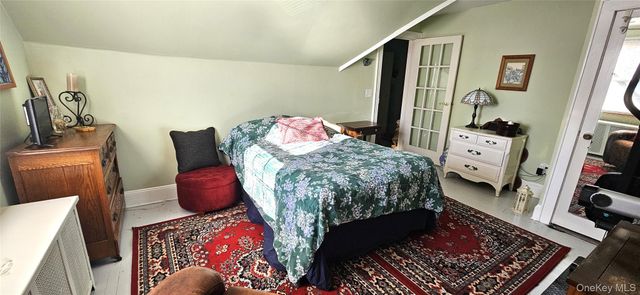 80 Dobson Avenue, Merrick, NY 11566