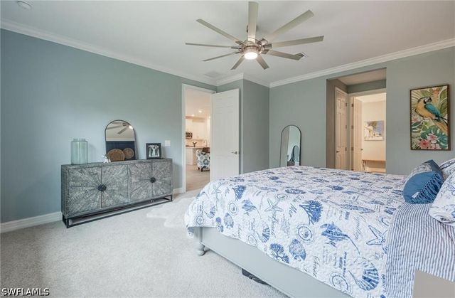 299 Tamarindo LN, Naples, FL 34114