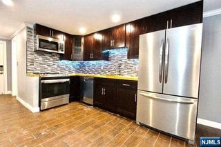 108-110 Cross Street 2M, Harrison, NJ 07029