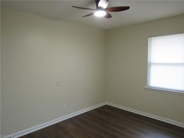 3105 Apollo Drive, Winston-salem, NC 27101