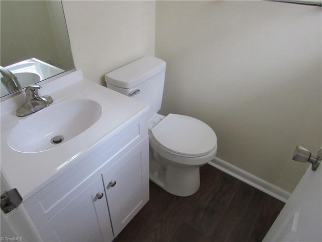 3105 Apollo Drive, Winston-salem, NC 27101