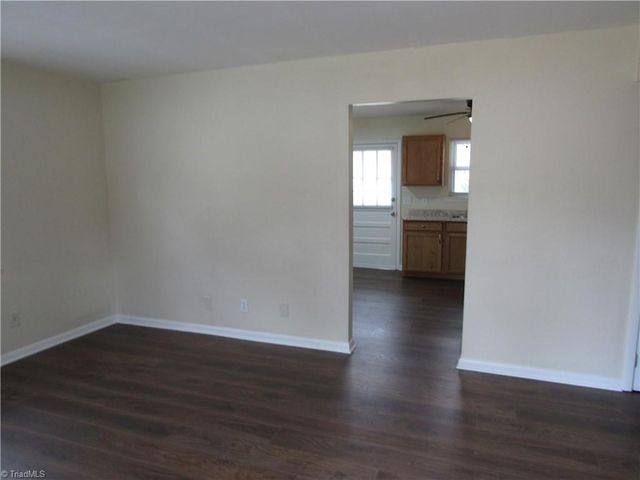 3105 Apollo Drive, Winston-salem, NC 27101