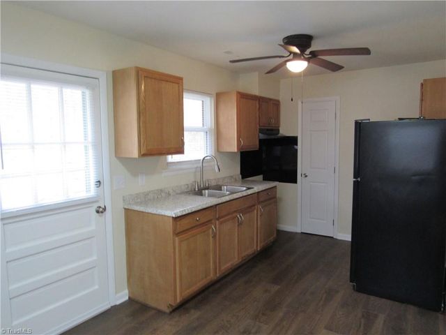 3105 Apollo Drive, Winston-salem, NC 27101