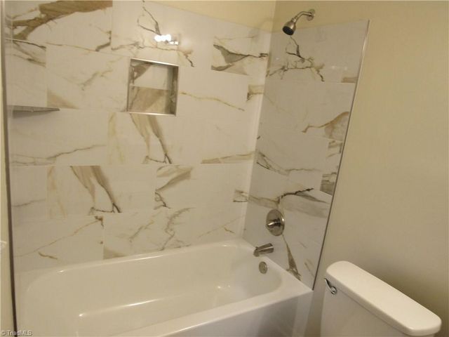 3105 Apollo Drive, Winston-salem, NC 27101