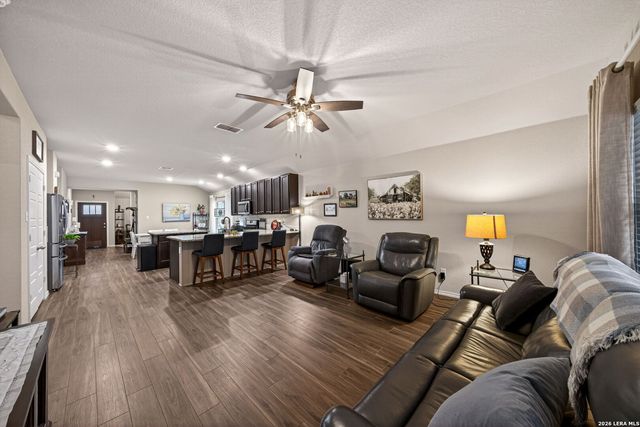 329 HINSDALE RUN, Cibolo, TX 78108