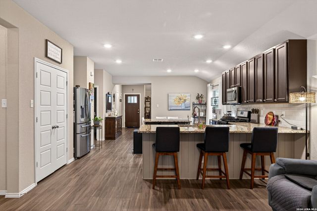 329 HINSDALE RUN, Cibolo, TX 78108