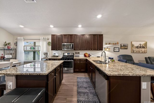 329 HINSDALE RUN, Cibolo, TX 78108