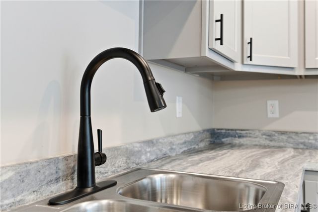 127 Level Street, Charlestown, IN 47111