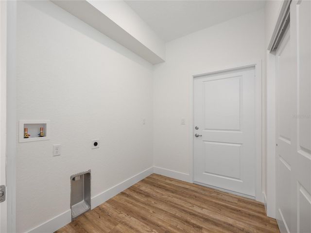 210 PARADISE DRIVE, Deland, FL 32720