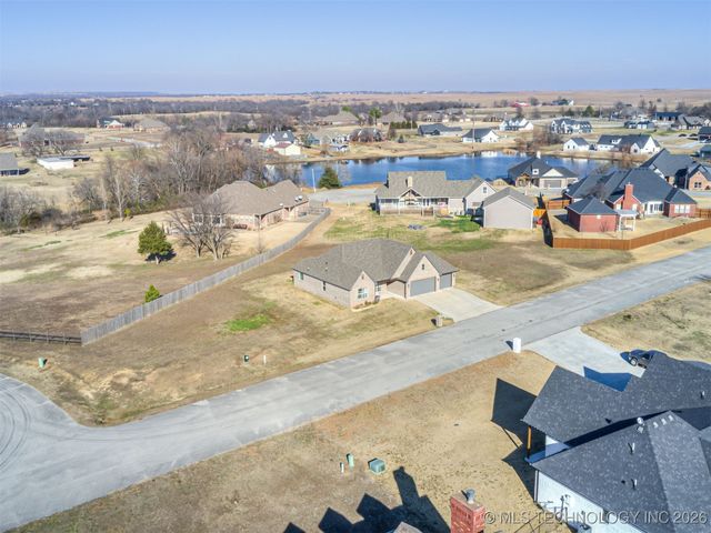 1971 E 154th Street N, Skiatook, OK 74070