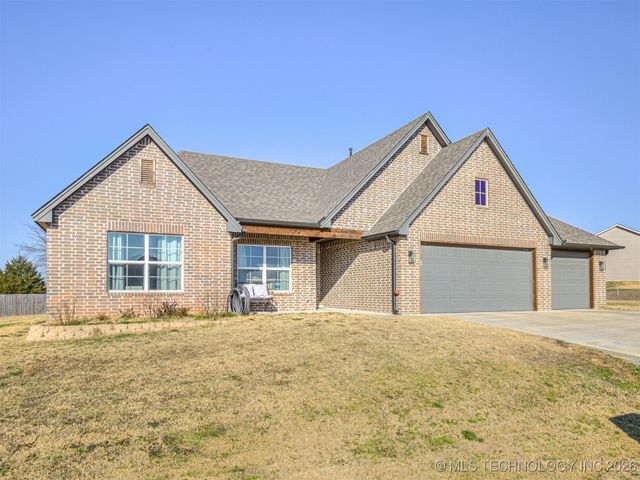 1971 E 154th Street N, Skiatook, OK 74070