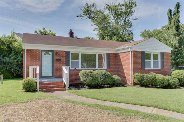 6 Linda CIR, Hampton, VA 23666