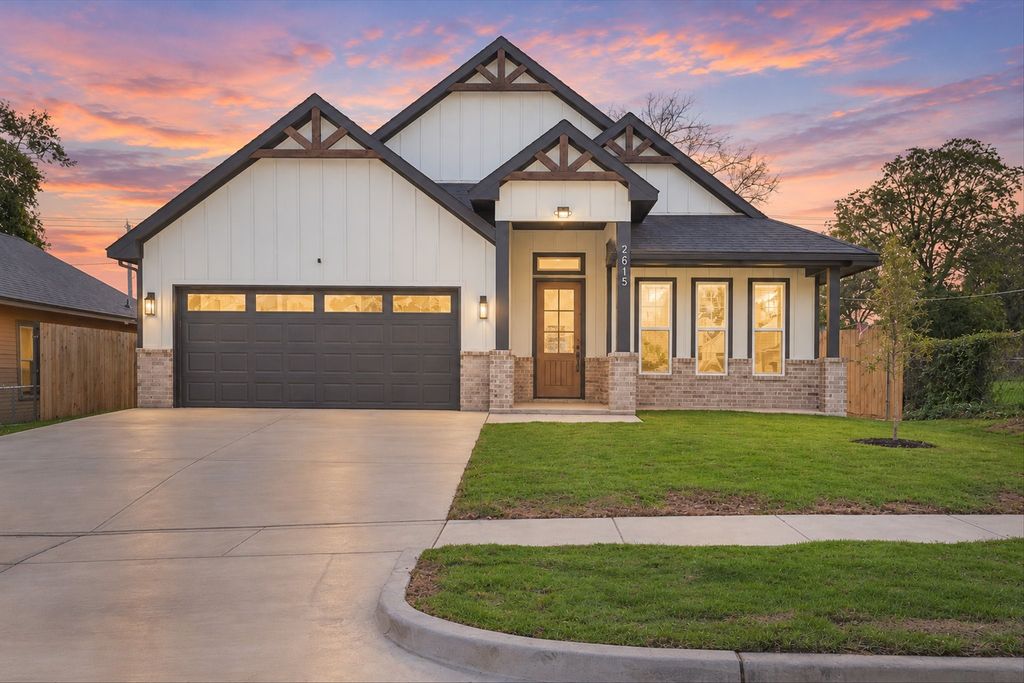 2615 25th Street, Fort Worth, TX 76106 — exterior