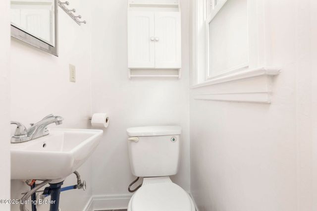 3238 Taylor Blvd, Louisville, KY 40215