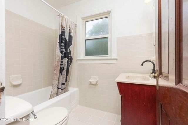 3238 Taylor Blvd, Louisville, KY 40215