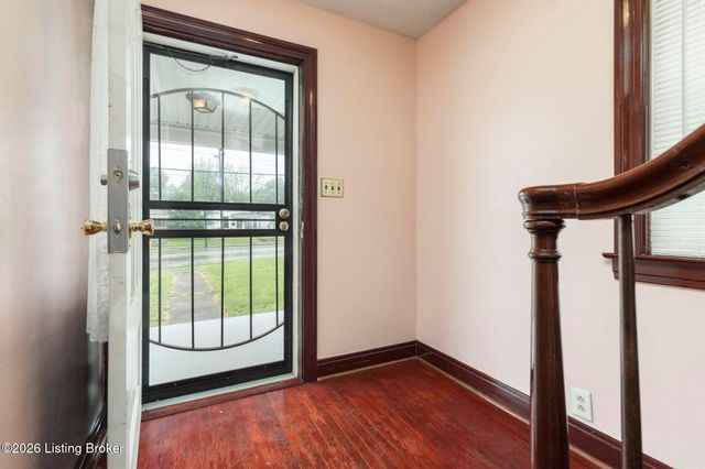 3238 Taylor Blvd, Louisville, KY 40215