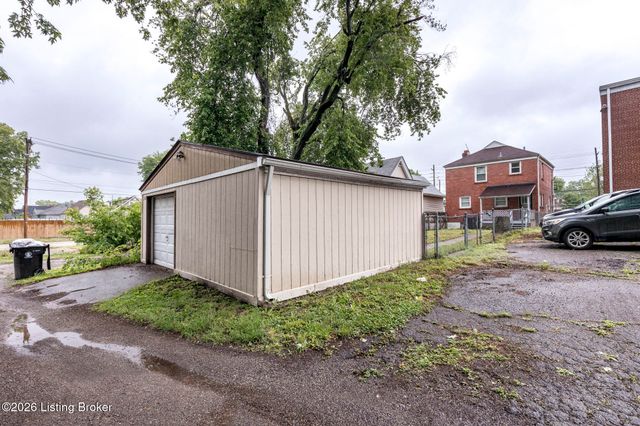 3238 Taylor Blvd, Louisville, KY 40215