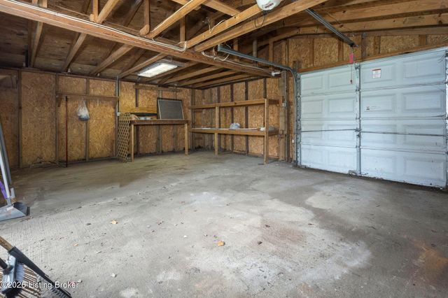 3238 Taylor Blvd, Louisville, KY 40215