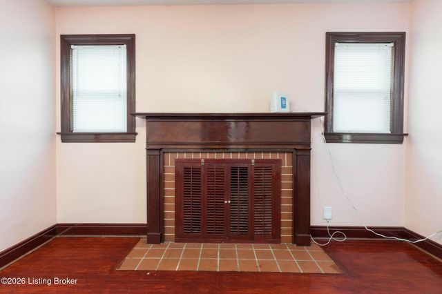 3238 Taylor Blvd, Louisville, KY 40215