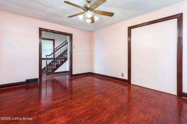 3238 Taylor Blvd, Louisville, KY 40215