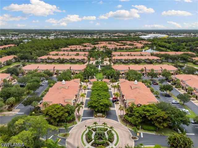 10009 Villagio Gardens LN 203, Estero, FL 33928