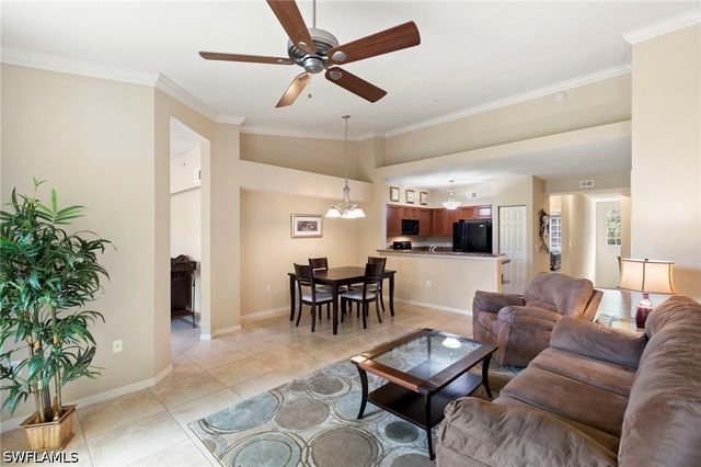 10009 Villagio Gardens LN 203, Estero, FL 33928