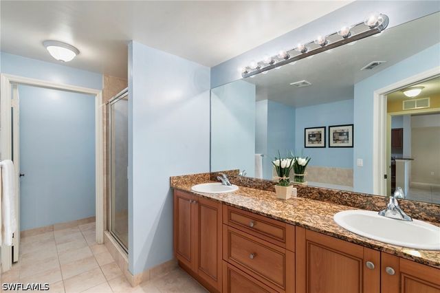 10009 Villagio Gardens LN 203, Estero, FL 33928