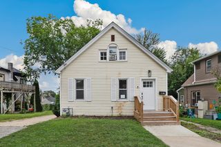 8 Ivy Street, Joliet, IL 60436