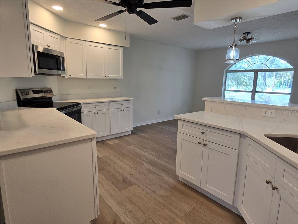 Image 12 of property listing at 719 BALMORAL COURT, Inverness, FL 34453