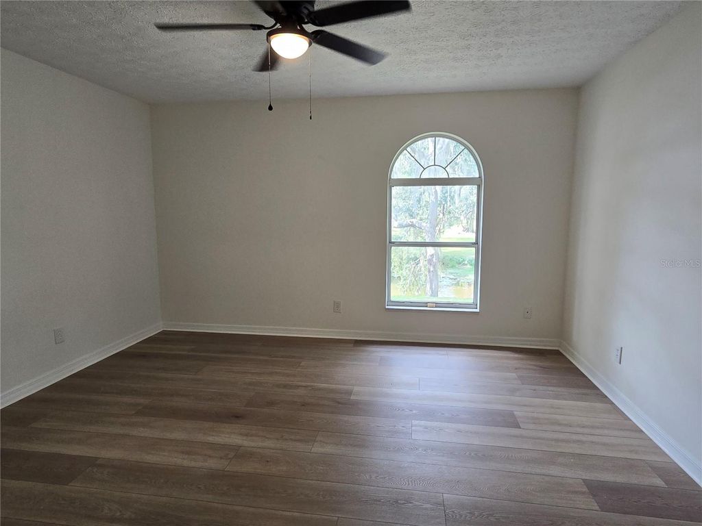 Image 14 of property listing at 719 BALMORAL COURT, Inverness, FL 34453