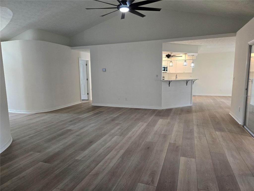 Image 4 of property listing at 719 BALMORAL COURT, Inverness, FL 34453