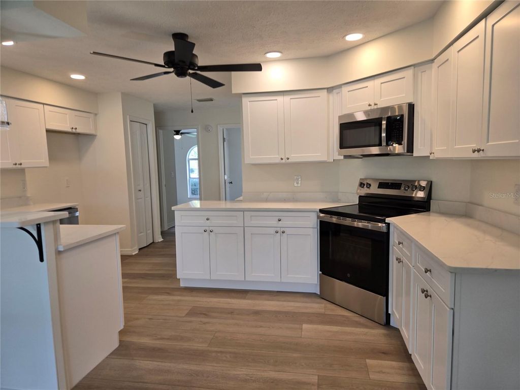 Image 10 of property listing at 719 BALMORAL COURT, Inverness, FL 34453