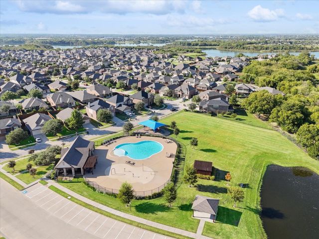 11513 Champion Creek Drive, Frisco, TX 75036