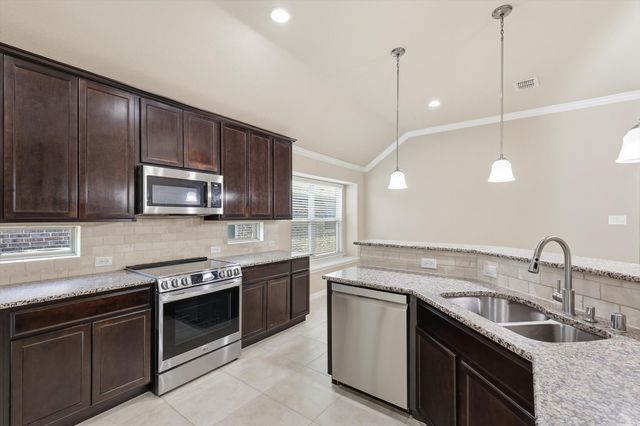 11513 Champion Creek Drive, Frisco, TX 75036