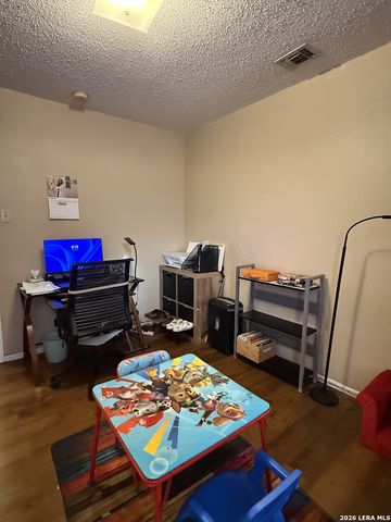 532 Montana, San Antonio, TX 78203