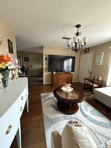 532 Montana, San Antonio, TX 78203